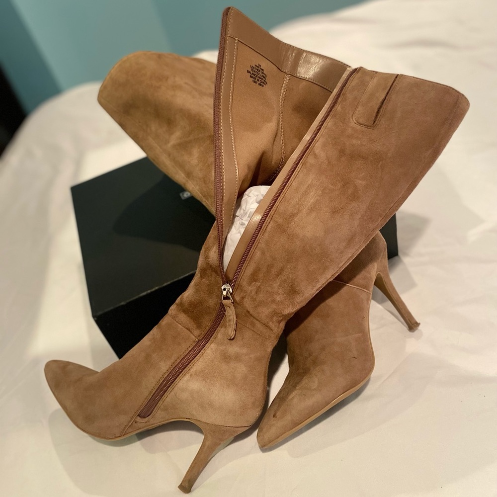 Boots - Picture 7 of 12
